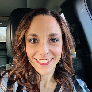 Hi! I’m Angie. Daughter mom. Dog mom. Nurse practitioner. Welcome!